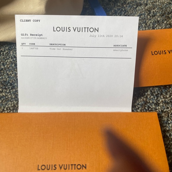 Louis Vuitton sneakers - Picture 15 of 15